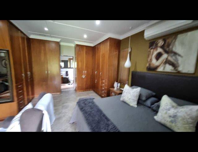 4 BEDROOM VILLA FOR SALE IN MEER EN SEE